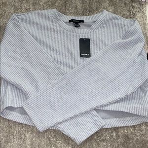 Cute cropped long sleeve shirt
